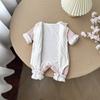 Primavera y Otoño Nuevo Bebé Niña Manga Larga Estilo Occidental Fuera de Casa Cuello con Cordones Flor de Lana Doble Capa Manga Larga Ropa de Una Pieza