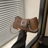 Bolso de Diseño de Nicho Advanced Sense Verano 2024 Nuevo Bolso Cruzado para Hombro con Cadena Incrustada de Diamantes Estilo Chica Dulce Fresca Picante para Mujer
