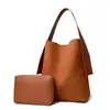 Bolso de hombro transfronterizo nuevo de gran capacidad, moderno y práctico para ir al trabajo, bolso tipo cubo retro, bolso tote personalizable para mujer