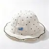 Chapéu de Balde Infantil Novo para Primavera/Verão com Acabamento de Renda para Meninos e Meninas Chapéu de Sol para Bebês com Acabamento Ondulado Fino Padrão de Coração