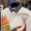 Nueva Camisa de Hombre Otoño e Invierno Cuello Camisero Falso Dos Piezas Polo de Terciopelo Informal de Hombre Tejido Patchwork Ropa de Punto para Hombre