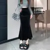 Falda de Terciopelo Negro de Cola de Pez para Mujer, Falda Lápiz Adelgazante de Cintura Alta para Otoño e Invierno, Falda Plisada de Longitud Media para Mujer Petite