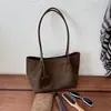 Bolso de Mano Retro de Gamuza Bolsa de Gran Capacidad para Mujer 2026 Nuevo Otoño para Viajar al Trabajo Bolso Grande de un Solo Hombro de Gama Alta