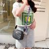 Bolso cruzado para cámara de sarga bordada 2026 Nuevo estilo Correa para el hombro tejida con decoración de lentejuelas Bolso de hombro Bolso MLB