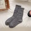 Calcetines de encaje de lana para otoño e invierno, hasta la pantorrilla, para mujer, color liso, Maillard, cálidos, suaves, dulces, estilo universitario, largos, holgados