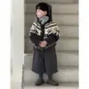 Conjunto de Invierno Grueso para Niños 2025 Nuevo Suéter Grueso con Capucha Bloque de Color Estilo Coreano Versátil Conjunto de Pantalones de Lana