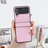 Funda de Cuero Texturizado Morandi de Tres Secciones Adecuada para Samsung Z Flip7/6/3 y Vivo X Flip