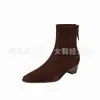 Botas femininas de camurça para tornozelo, estilo coreano, nova coleção outono/inverno, bico quadrado, zíper traseiro, salto médio grosso, botas de elástico únicas