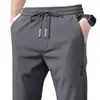 Pantalones de Verano de Talla Grande de Seda de Hielo Delgados para Hombre Pantalones Casuales Transpirables Pantalones Deportivos Versátiles de Corte Slim Secado Rápido Pierna Recta