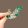 Broche Pavão de Cristal Gradiente Elegante e de Luxo Leve, Broche Exquisito e Moda de Alta Qualidade, Acessórios Corsage Elegantes e Atmosféricos para Mulheres
