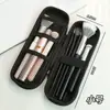 Bolsa de cosméticos de viaje de gran capacidad para mujer, diseño minimalista 2026, impermeable, portátil e incluye una bolsa de aseo