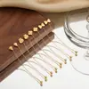 Pendientes Sencillos de Alambre para Oreja con Lazo de Hoja y Pétalo para Mujer, Acero de Titanio Chapado en Oro, Sensación de Alta Gama, Pendientes Personalizados de Rosca