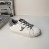 23021 nuevos zapatos de tabla de estrellas para niños moda coreana zapatos casuales con lentejuelas para niñas zapatos pequeños sucios para niños zapatos de algodón