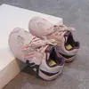 Zapatos Deportivos Infantiles 2026 Primavera y Otoño Nuevo Estilo Zapatos Casuales de Suela Blanda para Niñas Zapatos Forrest Gump para Niños Zapatos de Running de Malla Transpirable