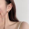 Pendientes de metal sencillos de plata de ley 925, de alta gama, con nicho giratorio, ligeros y lujosos, con broche de plata para mujer.