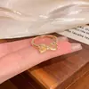 Anel Popular de Coração de Pérola Doce e Versátil Estilo Coreano para Mulheres, Anel de Dedo Indicador Borboleta com Design Único