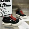 Sapatos Casuais de Lona Respirável com Bico Redondo Estilo Coreano para Mulheres 2026 Verão Novos com Cadarço Sola Grossa Versátil Confortável Sapatos Brancos Tendência