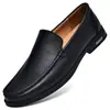 Mocasines de piel de vaca para hombre talla grande 45 suela suave superficie suave 46 transpirables sin cordones huecos talla pequeña 37 zapatos para hombre de mediana edad y mayores