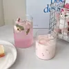 Caneca de Café com Padrão Vertical Exquisita Linda Estilo Ins Menina Fofa Copo de Água Doméstico de Vidro Copo para Bebidas Latte Gelado