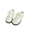 Zapatos de entrenamiento alemanes de cordones planos estilo coreano para mujer, nueva colección otoño 2026, zapatillas casuales transpirables, zapatos blancos versátiles