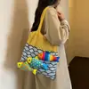 Bolsa de Hombro de Ganchillo con Diseño de Pez Hueco para el Otoño, Bolso de Mano de Gran Capacidad de un Solo Hombro para Mujer, Ligero y Versátil para el Uso Diario de Estudiantes