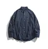Yidao Vintage 2026 Outono Novo Estilo Japonês Simples Retrô Design de Bolso Patch Modelagem Solta Camisa Listrada de Manga Longa