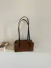 Atacado de bolsas novas, estilosas e de alta qualidade no estilo Boston para mulheres, com grande capacidade, design casual e retrô, e adequadas para o trajeto diário.; pode ser carregada sob o braço ou como uma bolsa de ombro