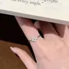 Anillo Pequeño Dulce y Delicado para Mujer, Diseño de Nicho Estilo Ins, Anillo Abierto Elegante y de Moda Apilable para el Dedo Índice