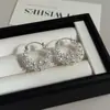 Brincos de Cesta de Flores com Contas Metálicas em Forma de Fogos de Artifício Vazados Estilo Francês Agulha de Prata para Mulheres, Luxo Leve, Moda de Alta Qualidade, Brincos Versáteis
