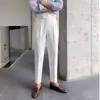 Estilo Verão Masculino Slim Fit Moda Cor Sólida Cintura Alta Calças Cropped Elegante Casual Business Estilo Italiano Calças Tendência com Fivela para Homens