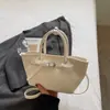 Exquisito Bolso Rojo Súper Caliente para Mujer 2026 Nuevo Estilo Casual Versátil Bolso de Hombro Cruzado para Salir