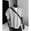 Sudadera con capucha de dos piezas falsas para hombre, cuello en V, colección otoño 2026, estilo retro americano, moderna y genial, corte holgado, sudadera de talla grande