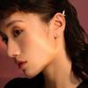 Aretes de botón de cola de pez delfín moda femenina elegante personalidad sirena Ji sueño flash Diamante sirena espuma clip para hueso de la oreja