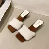 Chinelos de Pele Quadrados da Moda para Mulheres, Uso Externo, Novidades Outono/Inverno 2026, Chinelos de Tira Única, Sapatos Chinelos de Algodão Quentes para Pessoas Preguiçosas