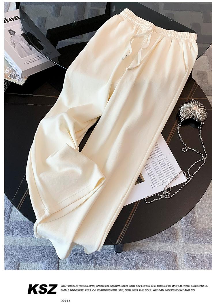 跨境淘货源分销2023秋冬季新款街头潮流减龄小个子爆款欧货网红款运动套装休闲运动气质休闲时尚流行新款秋装秋装女装时尚套装套装女装秋季套装女套装女女士运动服女装两件套套装卫衣套装休闲套装秋季套装女装时尚套装盐系休闲套装女装2023百搭设计感小众洋气欧货阿里国际站跨境采购Cross-border, shopping source, foreign trade, export, distribution 2023 fall, winter, new, street trend, explosive, European goods, network red, sportswear, leisure sports, temperament leisure, fashion popular, new autumn wear, autumn women's wear, fashion suit, women's wear, women's wear, women's wear, women's sportswear, women's two-piece, hoodie suit, casual suit, autumn suit, women's wear, Fashion suit salt department, casual suit women's dress, Ali International Station, cross-border procurement