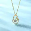 Collar de calabaza de viento de conversación fría y simple de celebridad de Internet de moda para mujer, cadena de clavícula de acero de titanio color oro rosa, colgante de corazón palpitante