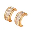 Corea del Sur lujo ligero elegante de moda semicírculo micro incrustación de circón Super flash aretes versátiles aretes de alta calidad que no se decoloran