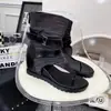Sandalias para Mujer Venta al por Mayor Transfronteriza en Stock Estilo Europeo y Americano Retro de Caña Alta Romana con Cuña Chanclas para Mujeres Bajitas