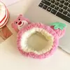 Diadema de Cabeza de Oso Fresa de Dibujos Animados para Mujer Nuevo Estilo 2025 Especial para Lavado de Cara y Maquillaje Banda para el Cabello de Peluche Lindo Paquete de Banda para el Cabello Gorro