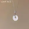 Collar de Perlas Estilo Ins para Mujer 2024 Estilo Caliente Lujo Accesible Cadena de Clavícula de Gama Alta Accesorios de Colgante de Corazón Versátiles Venta al por Mayor