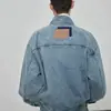 2026 Primavera/Otoño Pesada Desgastada Lavada Patchwork Multibolsillos Estilo Motero Cuello Alto Silueta Corta Chaqueta de Mezclilla Marca de Tendencia