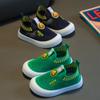 Sapatos Casuais Infantis 2025 Novos Sapatos de Malha Voadora Antiderrapantes Sola Macia Sapatos de Bebê para Homens e Mulheres Slip-on Versáteis Sapatos de Malha Respirável