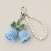 Chaveiro de Lã Trançada Suzuki Orquídea Pingente de Bolsa Joia Fofa Flor de Pérola Crochê Feito à Mão Presente Presente