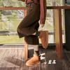 Botas de Nieve para Mujer 2026 Nuevo Estilo de Invierno, Forradas de Felpa, Antideslizantes, Cálidas, de Suela Gruesa, Botines Integrados de Piel y Piel, Pantuflas de Lana y Algodón Estilo Noreste