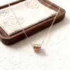 Colar Elegante e Versátil de Argila com Strass e Números Romanos em Estilo Coreano, Novo Modelo, Aço Titânio, Alta Qualidade, Colar que Preserva a Cor para Mulheres