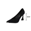 Tacones altos de metal de punta fina estilo francés para mujer, nueva colección otoño 2026, elegantes y versátiles, cómodos de llevar, zapatos planos de gamuza de punta baja
