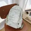Mochila Gradiente Estilo Japonês de Nicho para Mulheres, Design Simples, Nova Mochila para Estudantes e Commuters para Homens, com Alças de Ombro com Amortecimento a Ar
