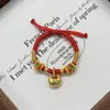 Pulsera de Hilo Rojo con Amuleto de la Suerte Pequeño de Oro Puro 999, Tejida a Mano con la Palabra '' y Cierre de Seguridad, Venta al por Mayor para Fuentes de Transmisión en Vivo