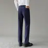 Pantalones de traje versátiles, modernos, de corte recto, holgados y con caída para hombre, elegantes y sin arrugas para ocasiones formales