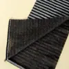 Nova toalha de esfoliação para banho, direto do fabricante, tira de banho, esfoliador de costas, ferramenta esfoliante masculina para remover sujeira e impurezas, design longo xadrez preto e branco